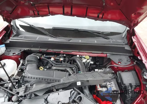 2025 Ford Maverick Lariat from USA, damaged, VIN 3FTTW8SAXSRB04501